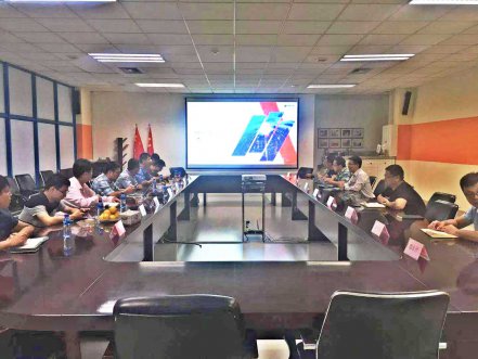 1-191015095250400-lp 中科院海岸带钻研所辅导专家一行到Z6尊龙凯时软件调查